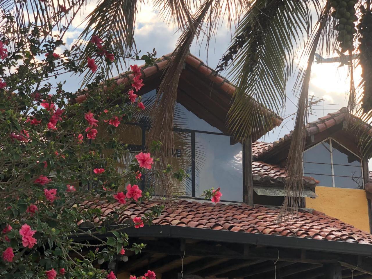 ホテル Springhills Quito Airport タバベラ エクステリア 写真